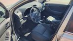 Toyota Avensis 1.8 VVT-i Combi Executive - 11