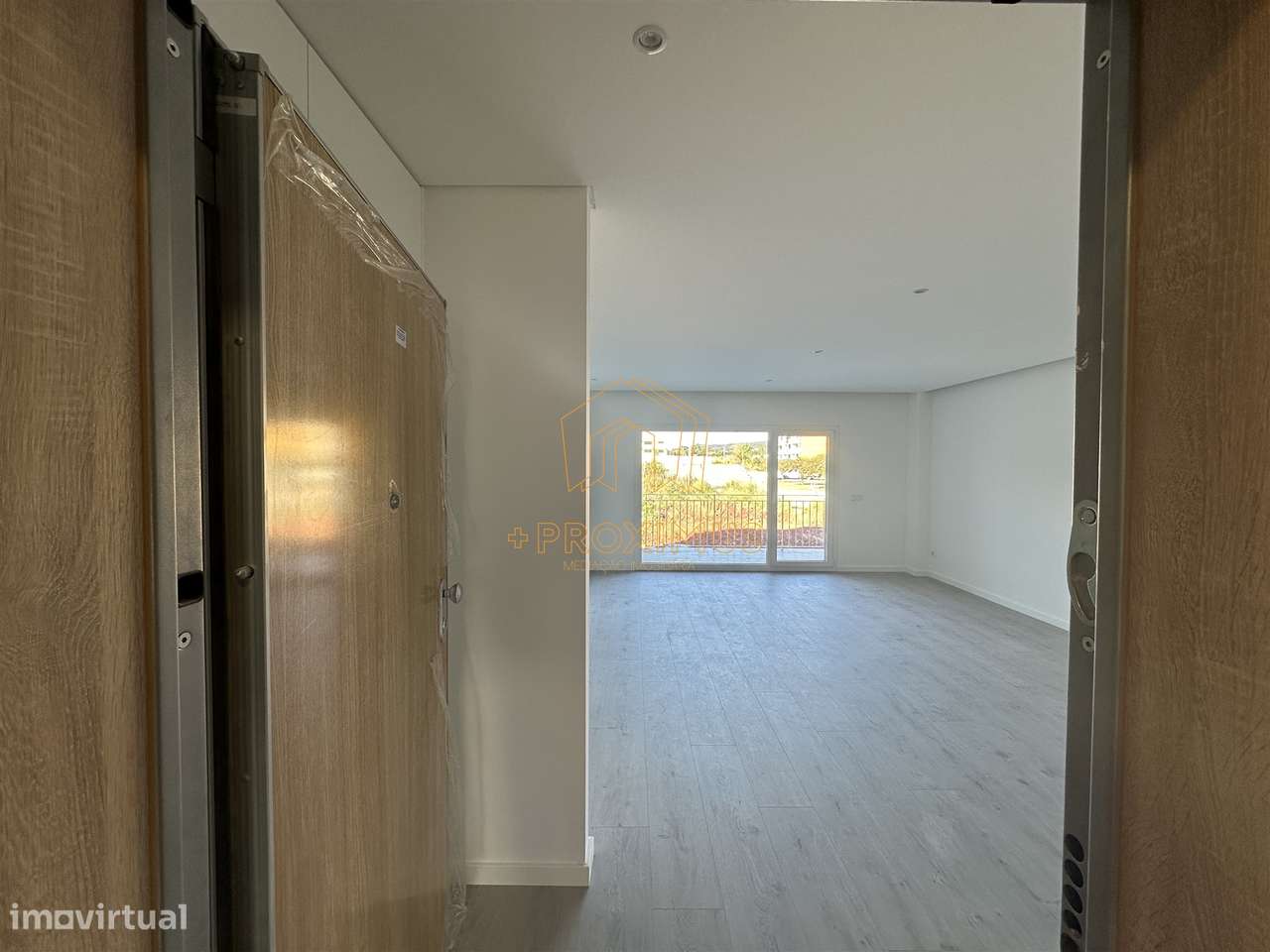 Apartamento T2 c/ garagem - Figueira da Foz - Grande imagem: 3/14