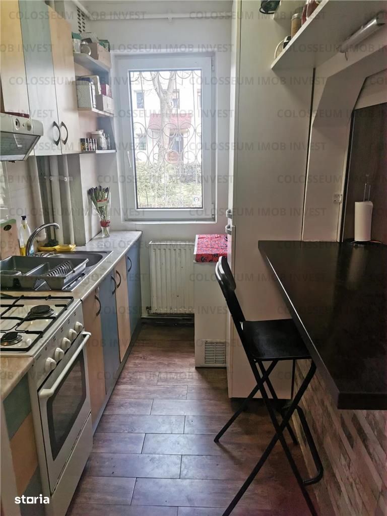 Zona Grivitei apartament 2 camare sdec ,parcare,boxa