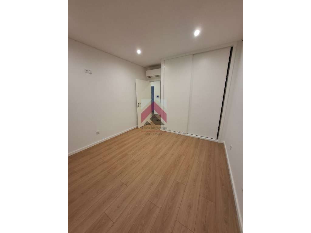 Moradia T3+1 Moderna luxuosa em Cacia-37