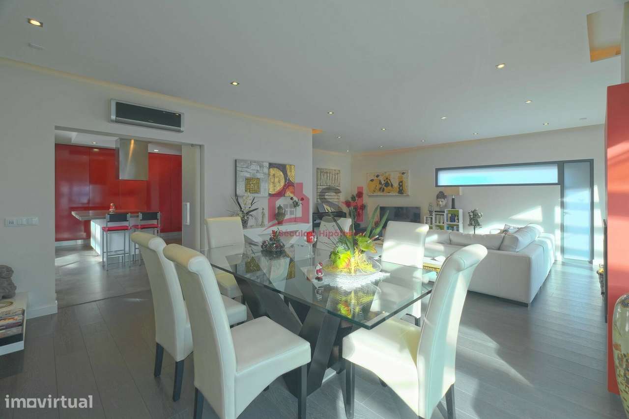 *Deslumbrante Moradia T4, Independente – SILVEIRA  *-19