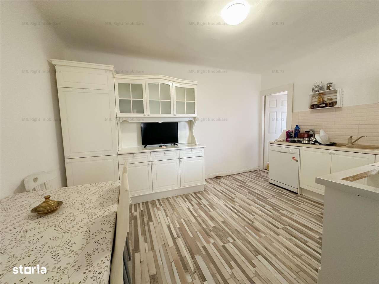 Apartament 3 camere la  casa | terasa proprie si curte comuna | - Imagine principală: 5/9