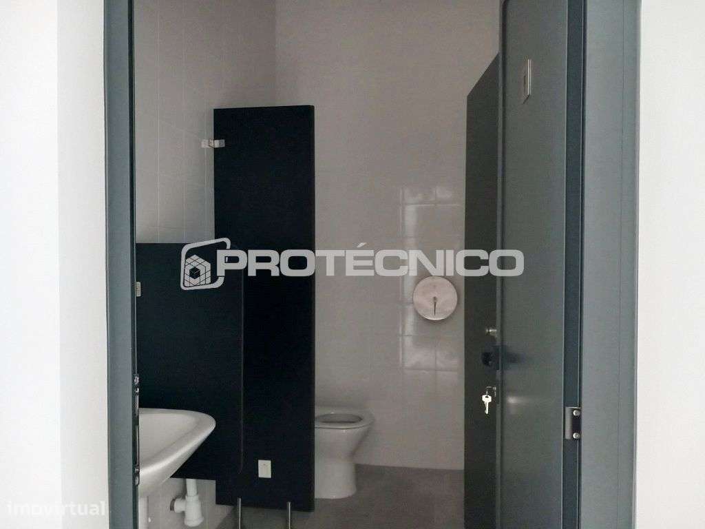 Armazém c/ 400m2 – Z. I. Cacia - Grande imagem: 3/5