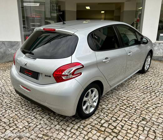 Peugeot 208 1.4 HDi Active - 4