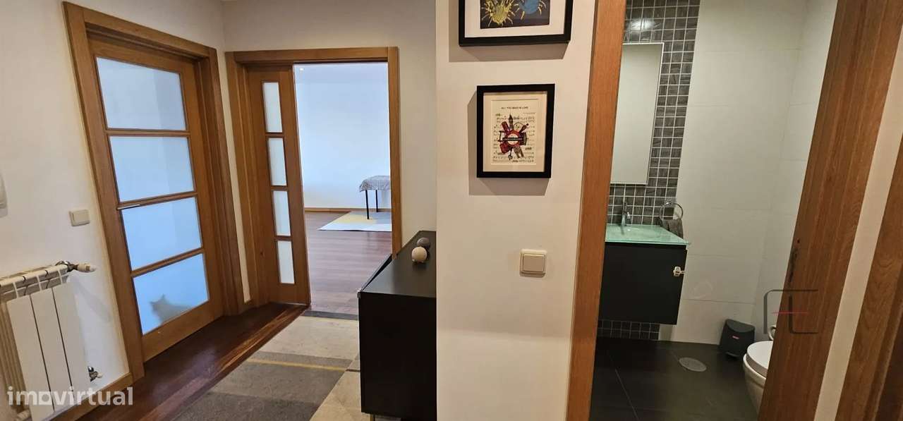 Apartamento T3 em Rio Tinto I Terraço 53m2-16