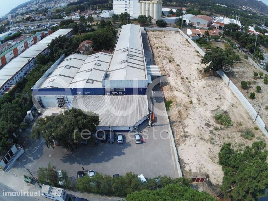 Terreno Industrial para venda em Setúbal-6
