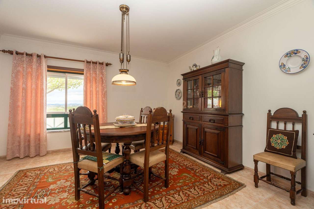 ** Excelente Apartamento T2 - Vista Rio - Centro do Montijo **-4