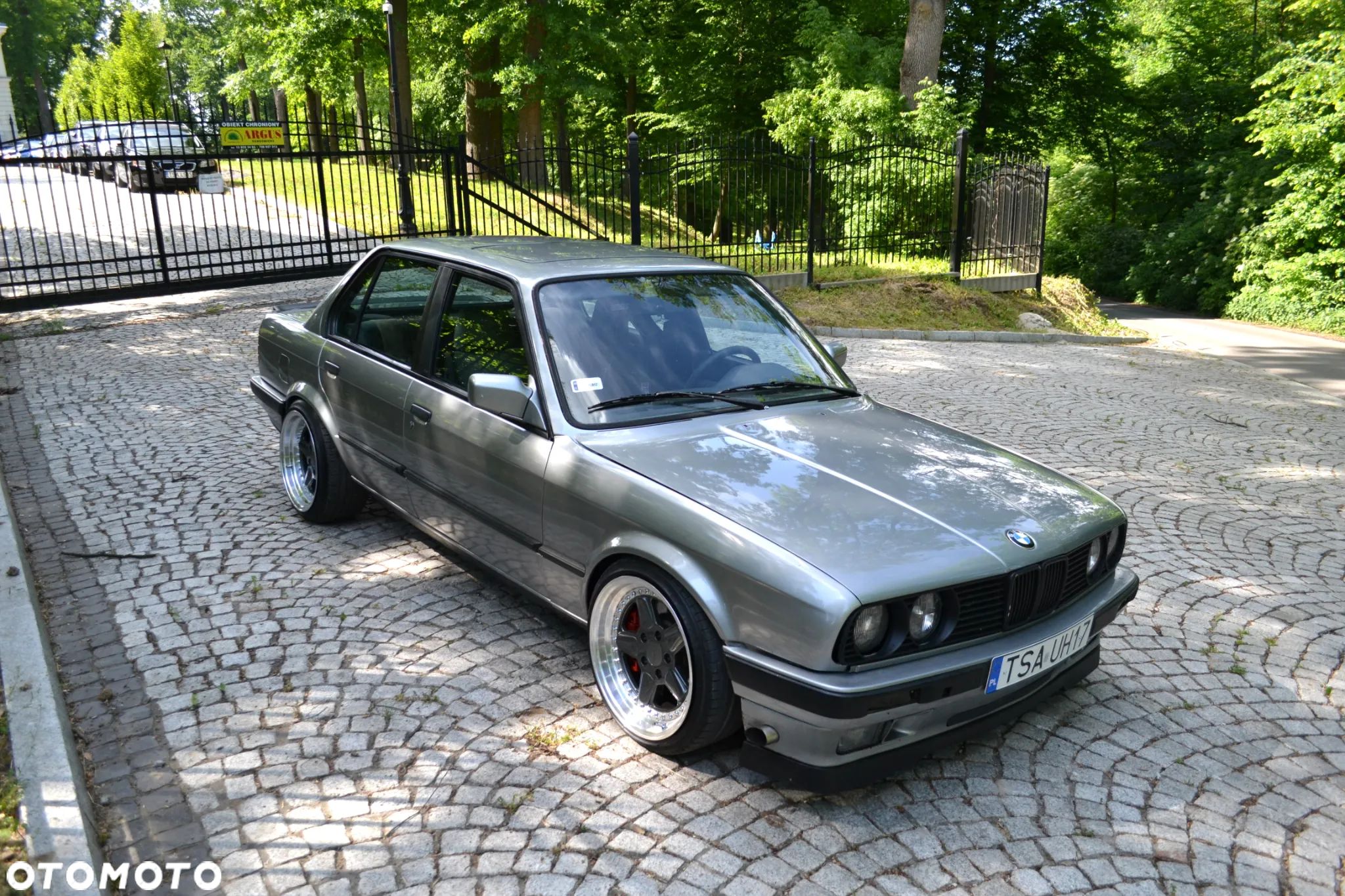 BMW Seria 3 325i - 1