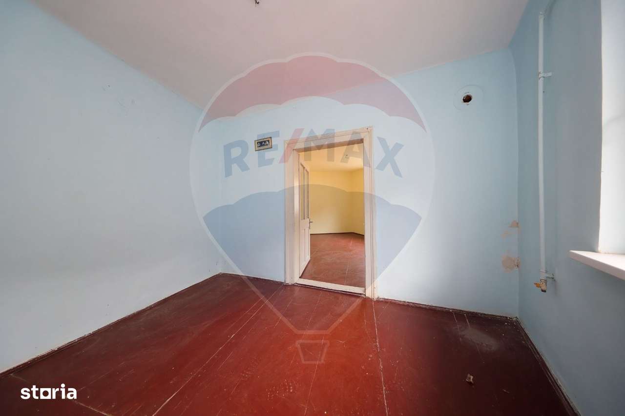 Corp de casă cu 2 studiouri independente, ideal pentru regim hotelier-5