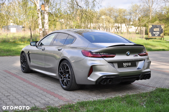 BMW M8 Competition - 9