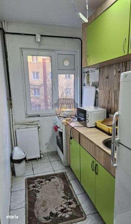 3 Camere Semi-decomandat Balcon Boxa, Et 1/4, Km 4-5 Complex - Imagine principală: 5/6