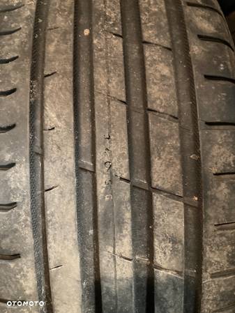 NOKIAN POWERPROOF 215/55R17 98W - 9