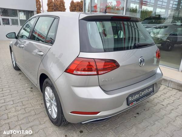 Volkswagen Golf 1.6 TDI Comfortline - 7