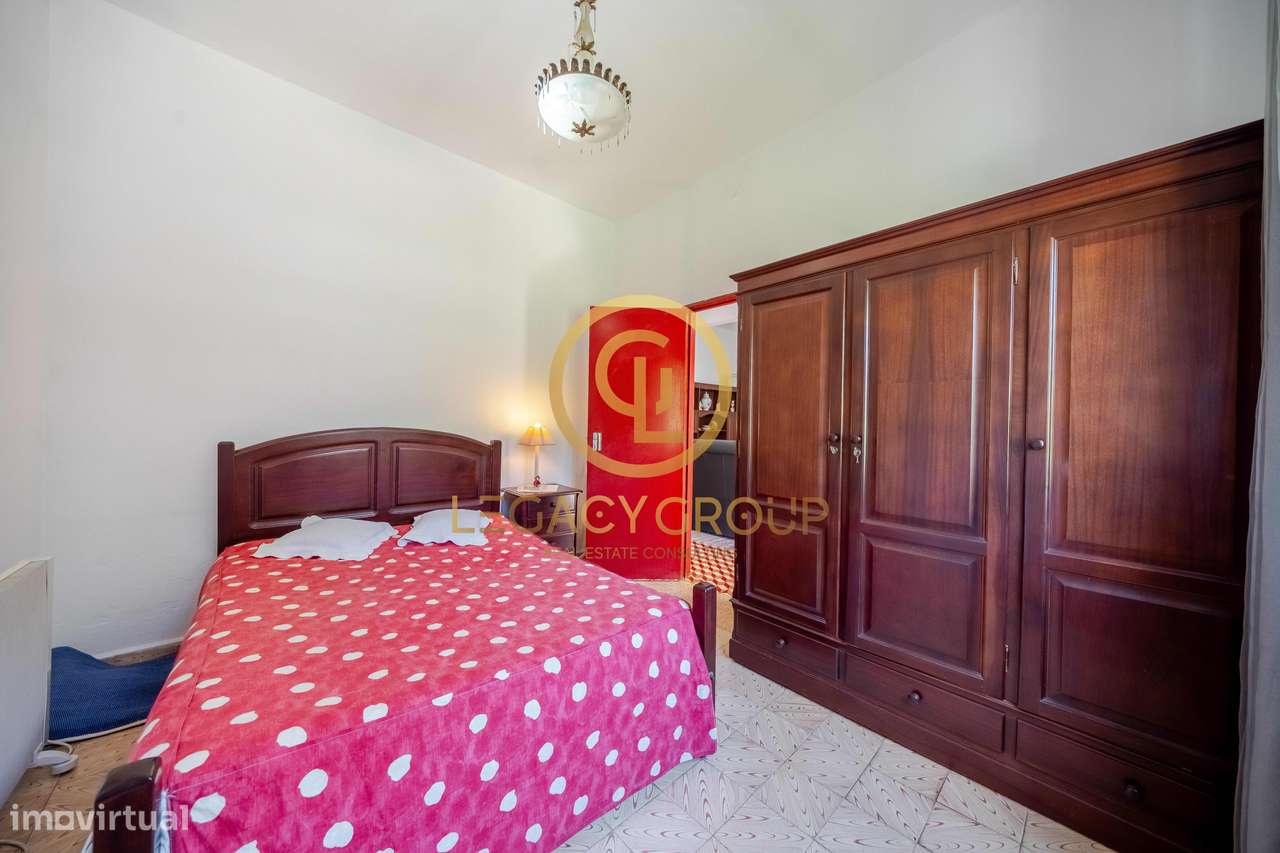 Moradia T3 com Quintal perto e com vista para o Ombria Resort Loulé-16
