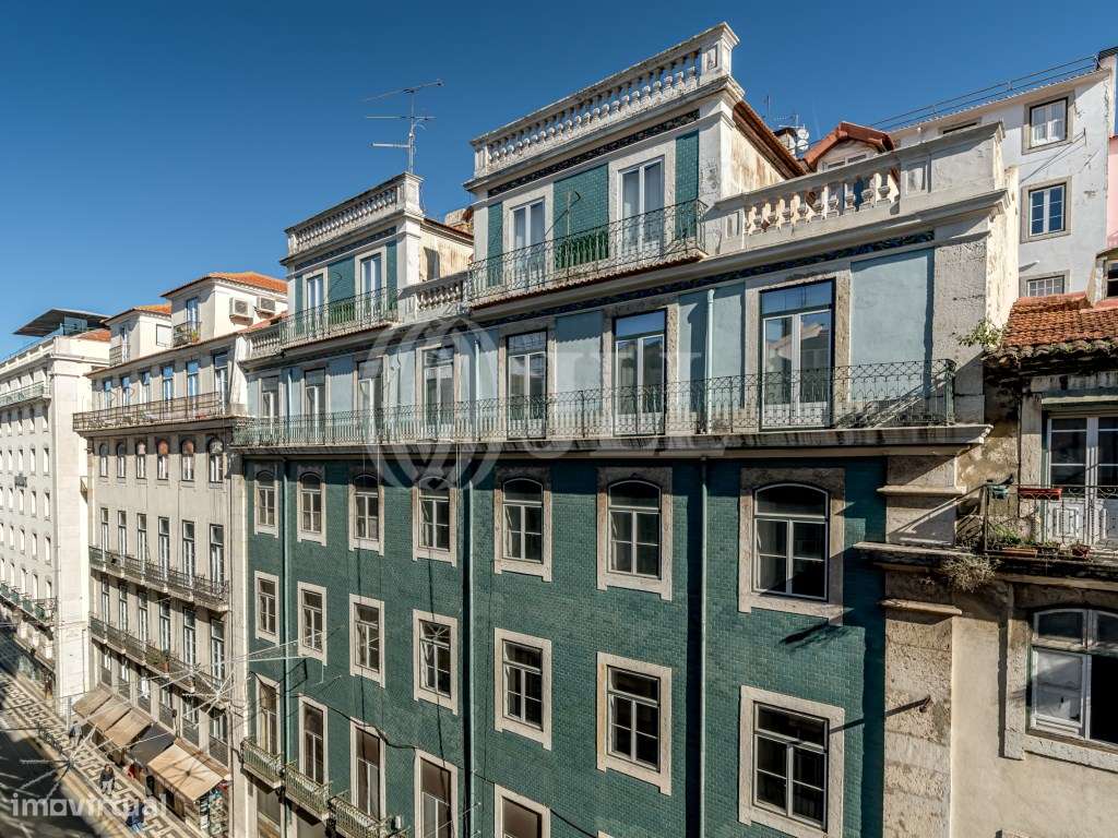 Prédio para remodelação total, na Baixa, em Lisboa - Grande imagem: 4/14