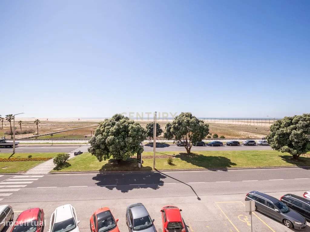 Apartamento T2 - Marginal Figueira da Foz-15
