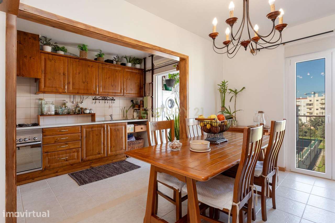 Apartamento T3 (anterior T4)em zona residencial familiar, lugar de gar - Grande imagem: 5/24