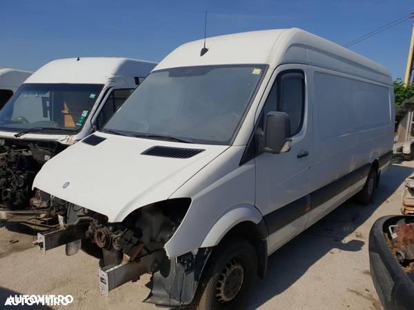 Dezmembrez Mercedes Sprinter 2.2 cdi 2008 315cdi Euro 4 - 1