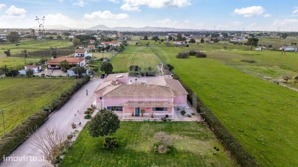 Moradia T4 Térrea com 1 Hectare de Terreno – Águas de Moura-10