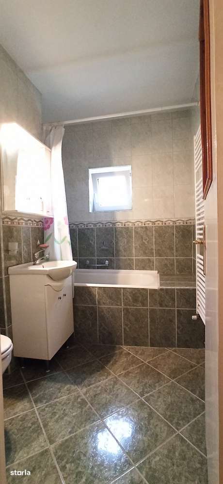 Apartament cu 4 camere-15