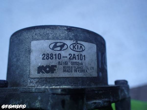 POMPA VACUM HYUNDAI KIA 1.4 1.6 CRDI 0281015496 - 2