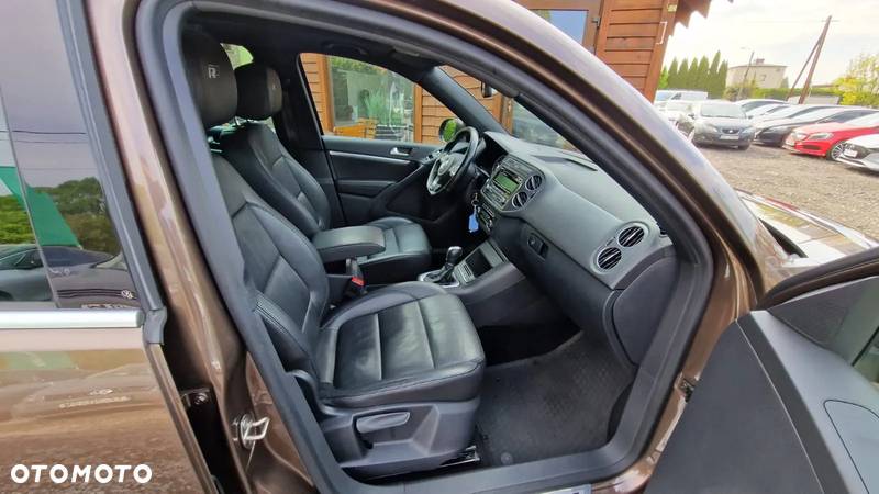 Volkswagen Tiguan 2.0 TDI 4Mot Perfectline R-Style DSG - 13