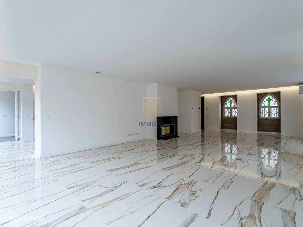 Moradia T3 nova com 4 frentes para venda em zona nobre de Leça da Palm - Grande imagem: 2/37