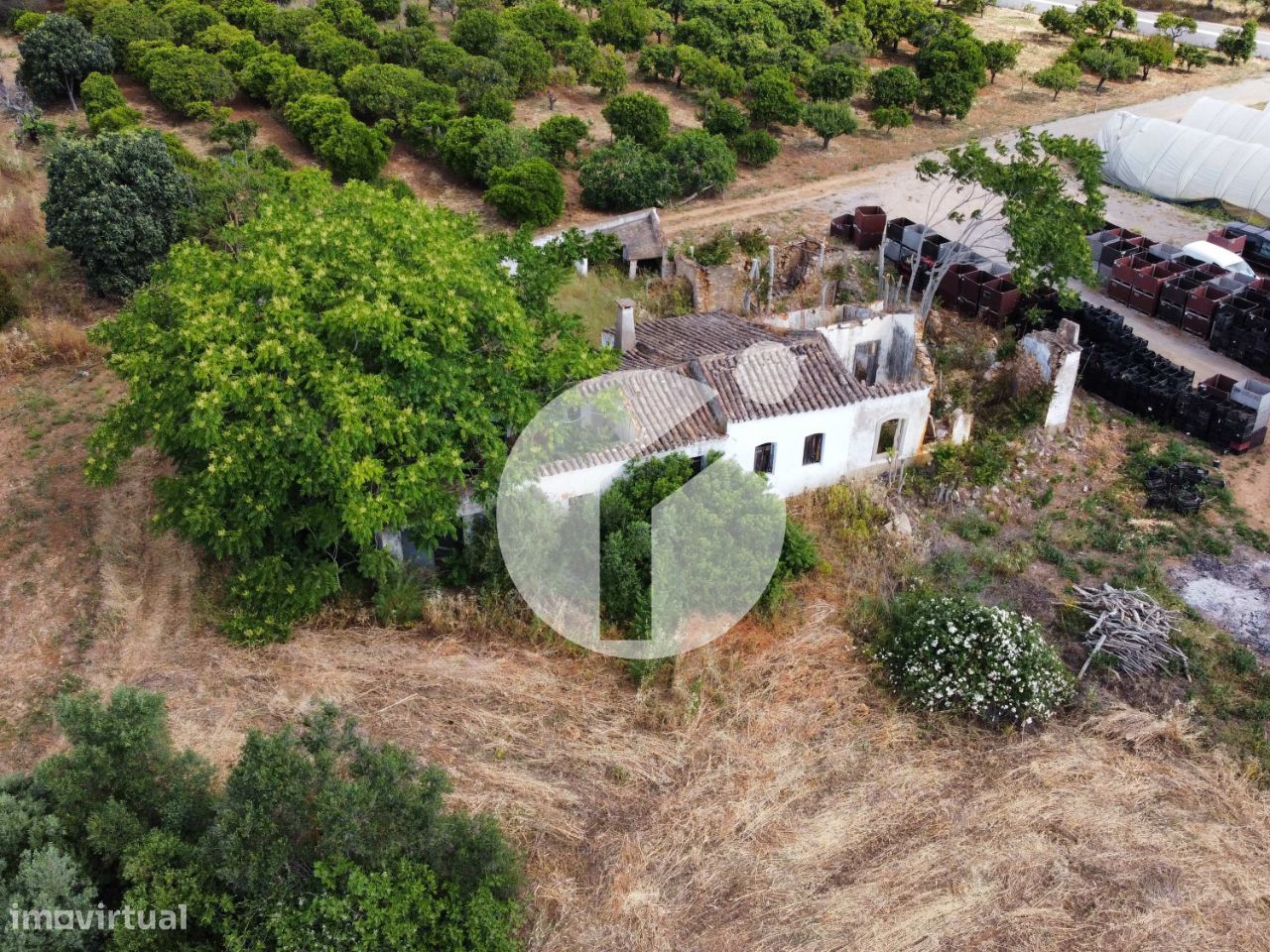 Terreno com ruína - Moncarapacho e Fuzeta