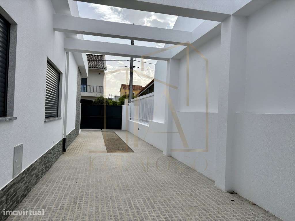 Moradia Térrea T4, com 4 Suites - Pronta a Escriturar-5