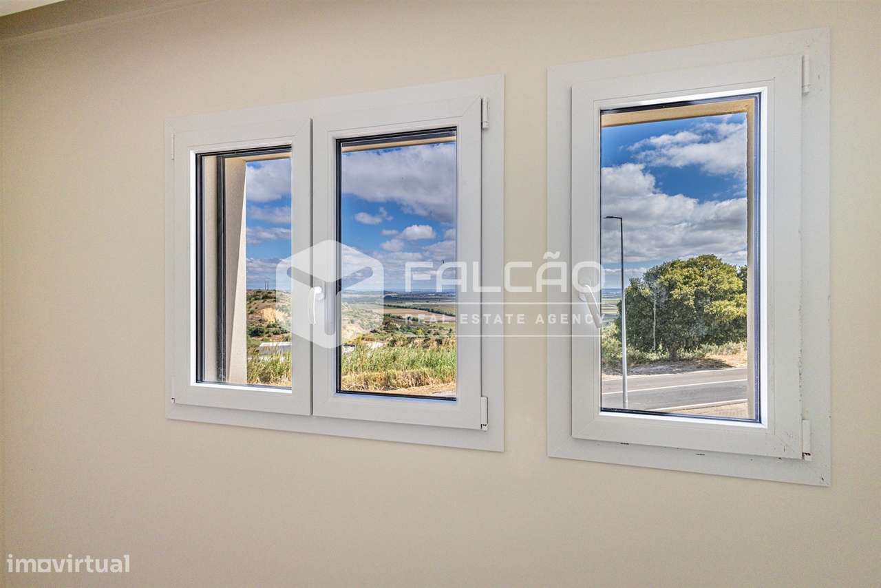 Apartamento T3 Venda em Santarém (Marvila), Santa Iria da Ribeira de S-12
