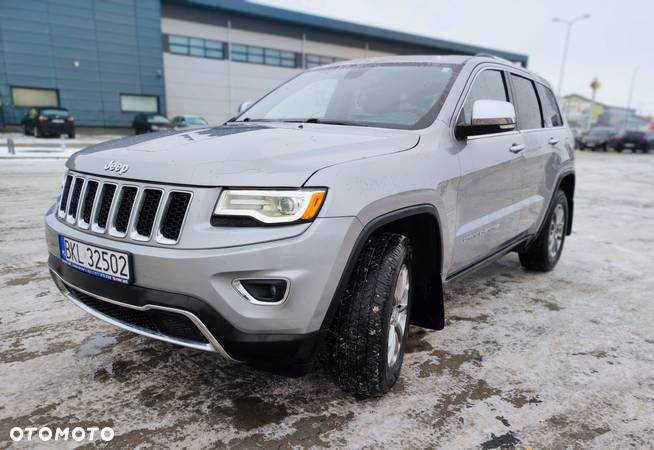 Jeep Grand Cherokee - 11