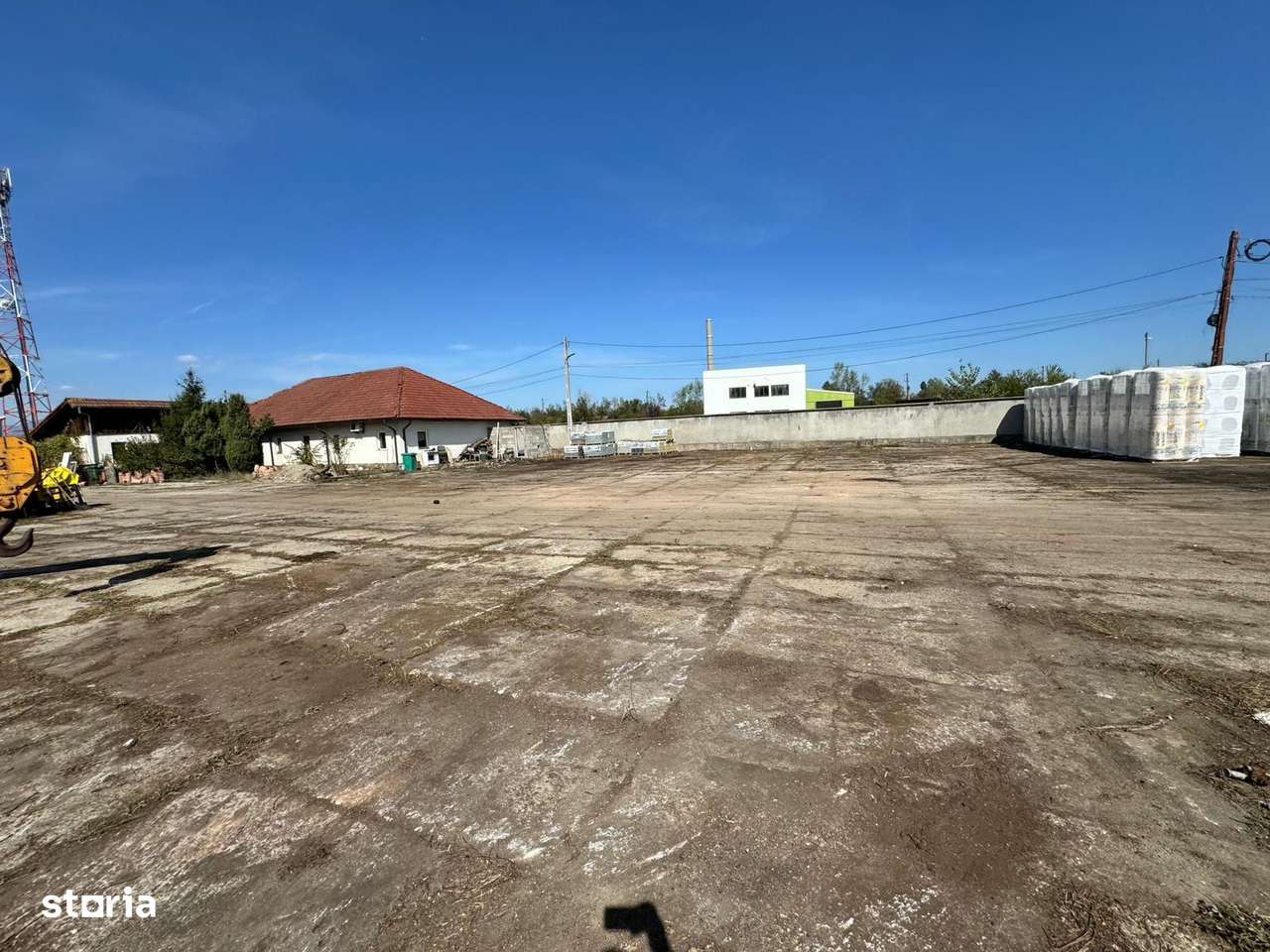 Halǎ industrialǎ + platformǎ betonatǎ, zona Sud - Imagine principală: 4/14