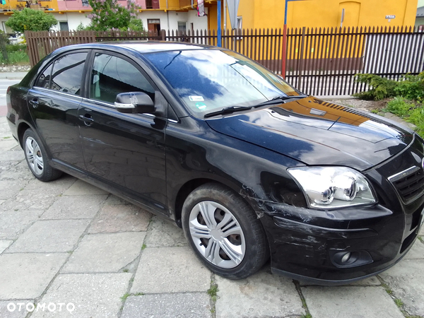 Toyota Avensis 2.0 D-4D Premium - 9