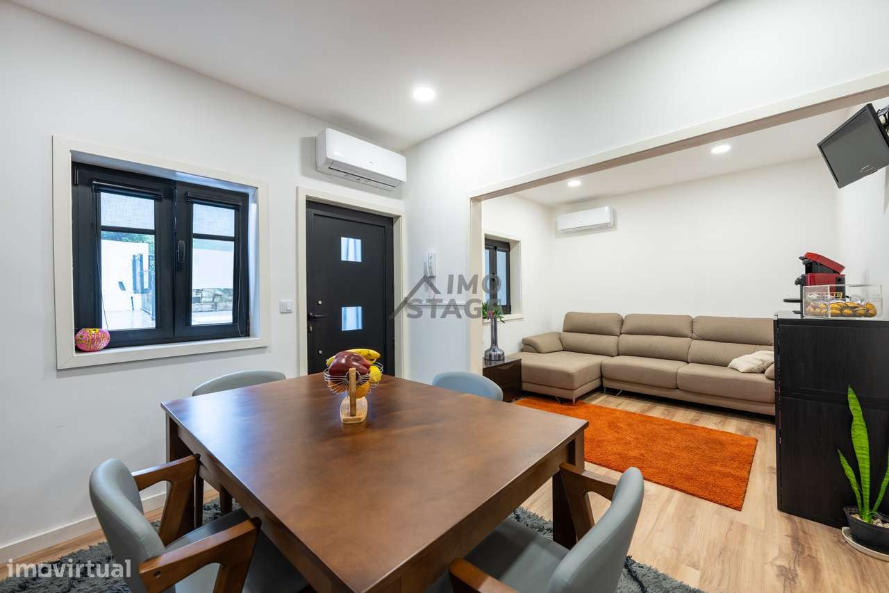 Moradia Bi-Familiar Renovada | Ermesinde – Santa Rita T1+1 e T2 - Grande imagem: 4/36