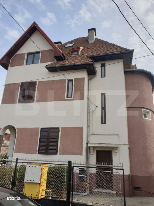 Casa individuala, 310,58 mp, zona Centru - Imagine principală: 2/19