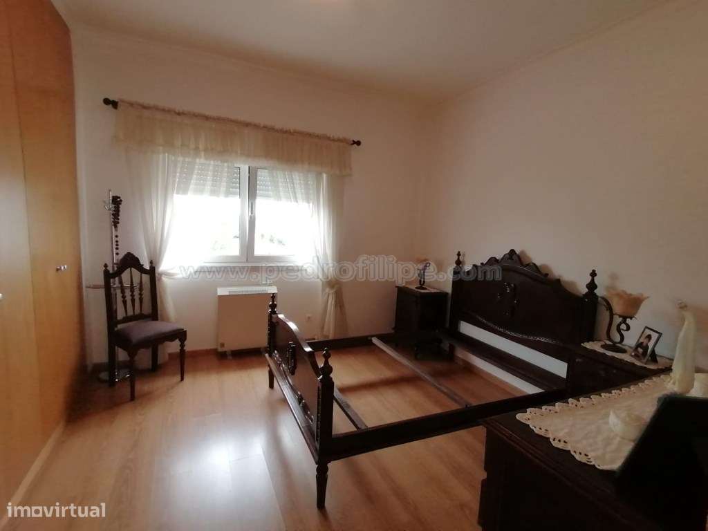 Moradia T3 isolada no Zambujal-8