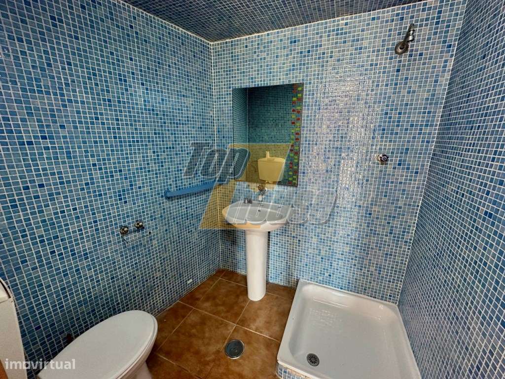 Moradia T4 com piscina e terreno de 900m2 - Quinta da Serralheira -...-37