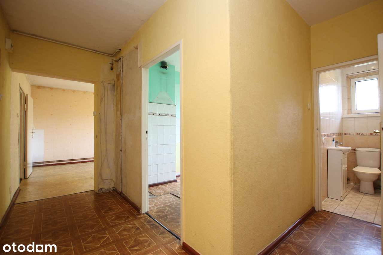 Możliwość urządzenia dwóch kawalerek, bez większych remontów.-13