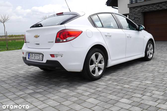 Chevrolet Cruze - 3