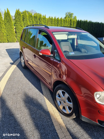 Volkswagen Touran 2.0 TDI Trendline - 3