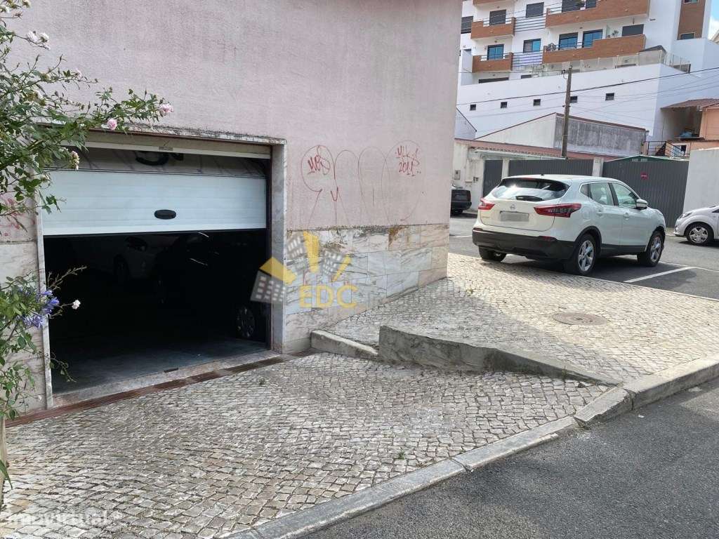 Oferta Escritura Notarial | Excelente apartamento T3 com arrecadaçã...-41