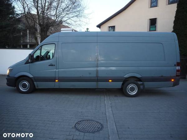 Mercedes-Benz Sprinter - 7