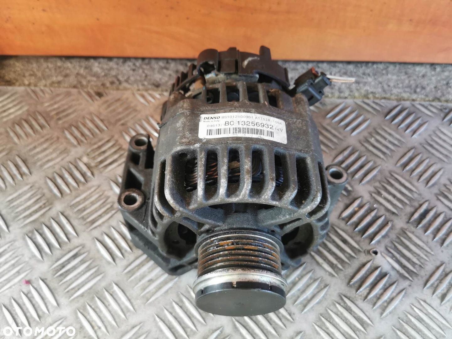 ALTERNATOR OPEL CORSA E 1.3CDTI 13256932 - 1