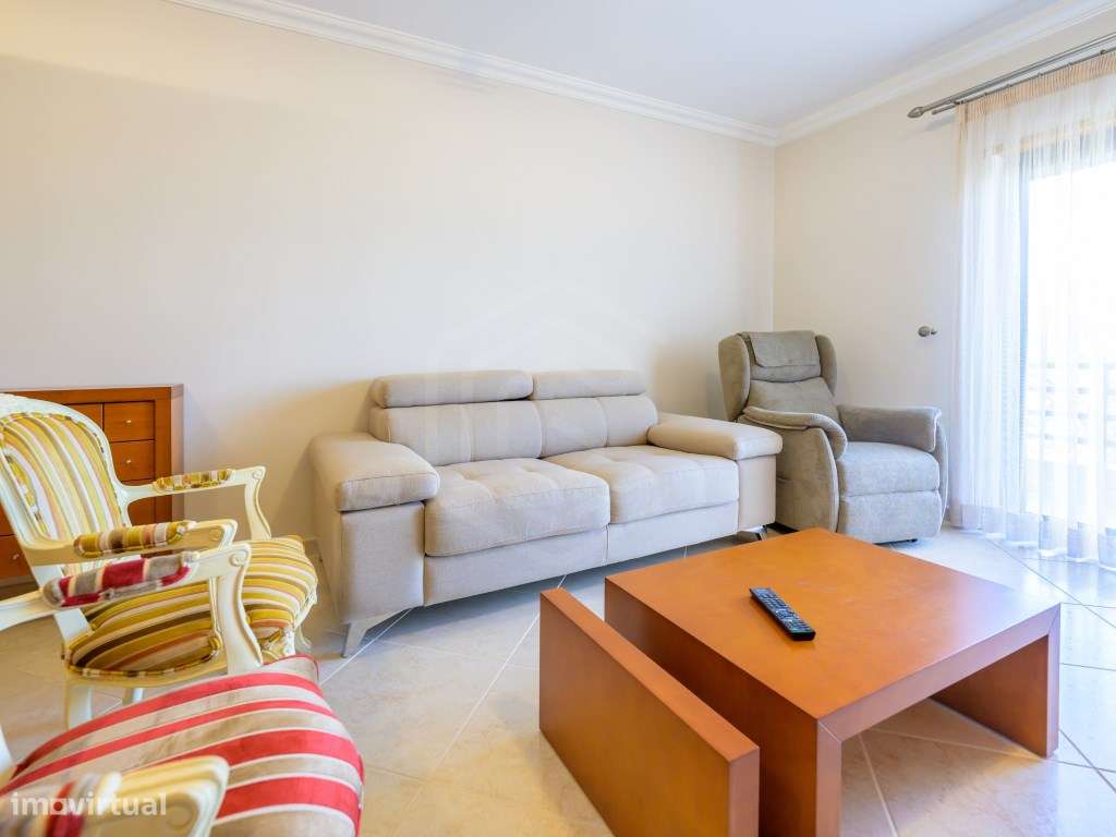 Apartamento T3 localizado na avenida principal de Loulé, Algarve - Grande imagem: 5/24