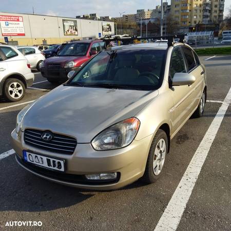 Hyundai Accent MC 1.4 DOHC GL FULL - 12