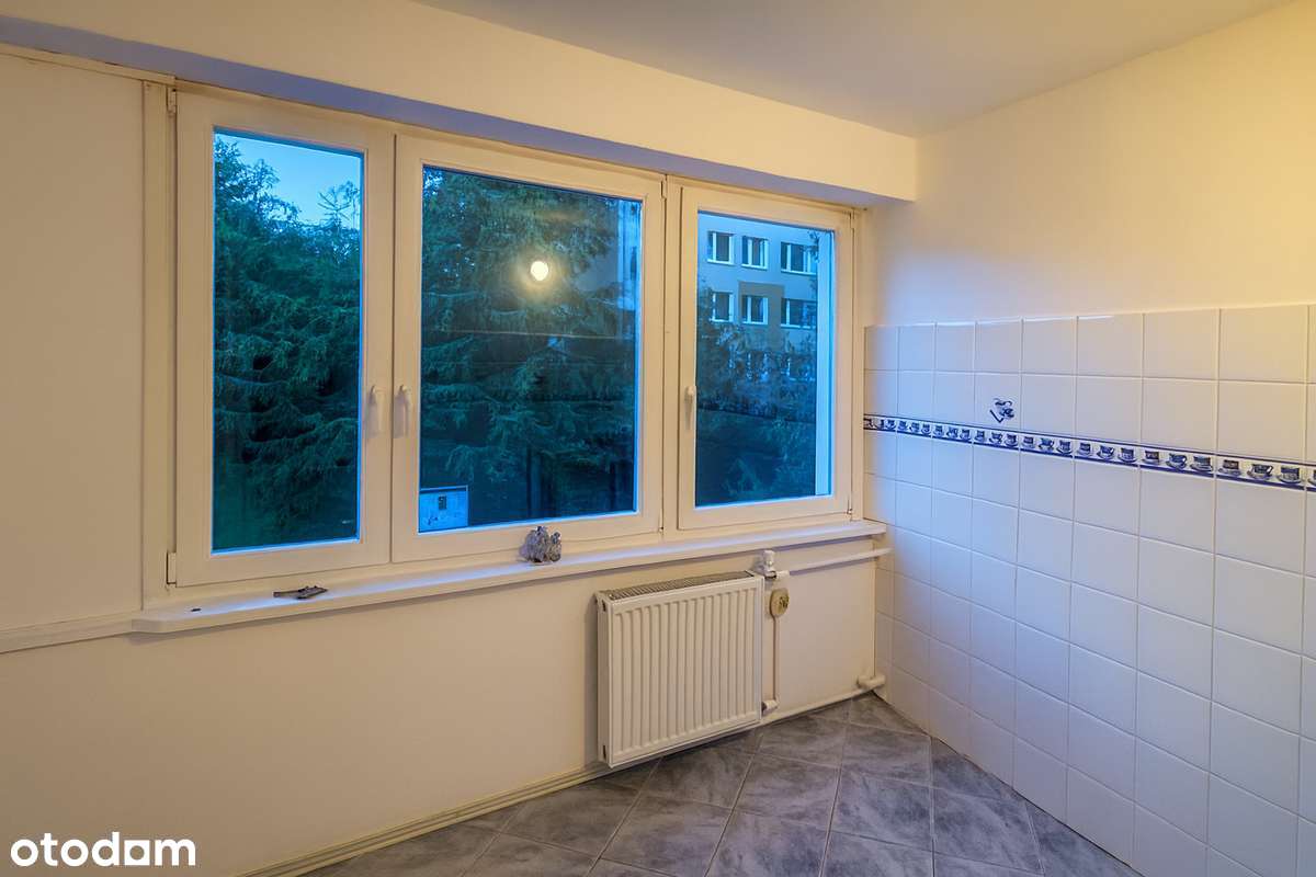 URSUS - 4 pokojowe mieszkanie na 1 piętrze, z dużym potencjałem! - Pełny obrazek: 4/13