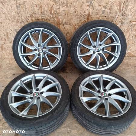 ALFA ROMEO GIULIA ALUFELGI 18" 225/45R18 156119162 - 1