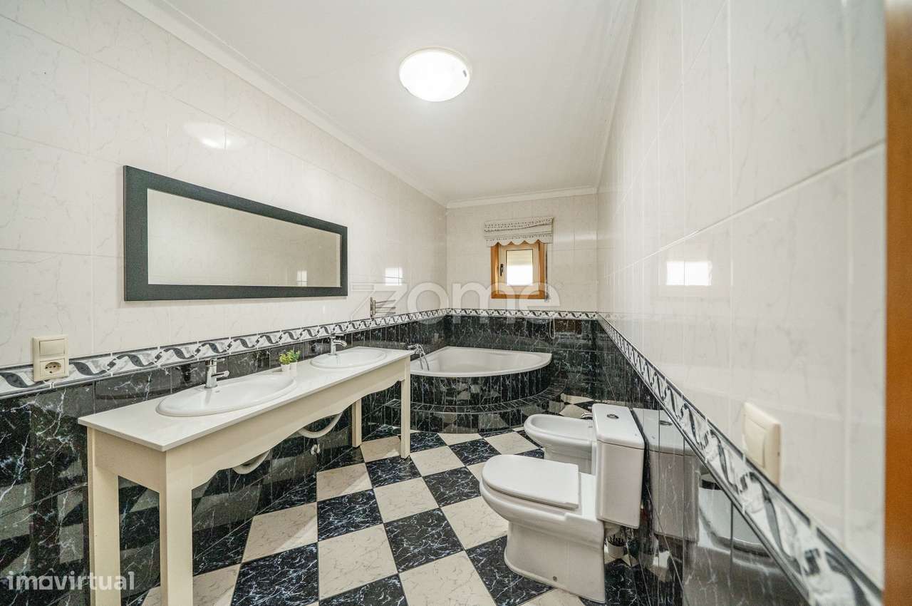 Moradia T3 Mouquim - Grande imagem: 1/31