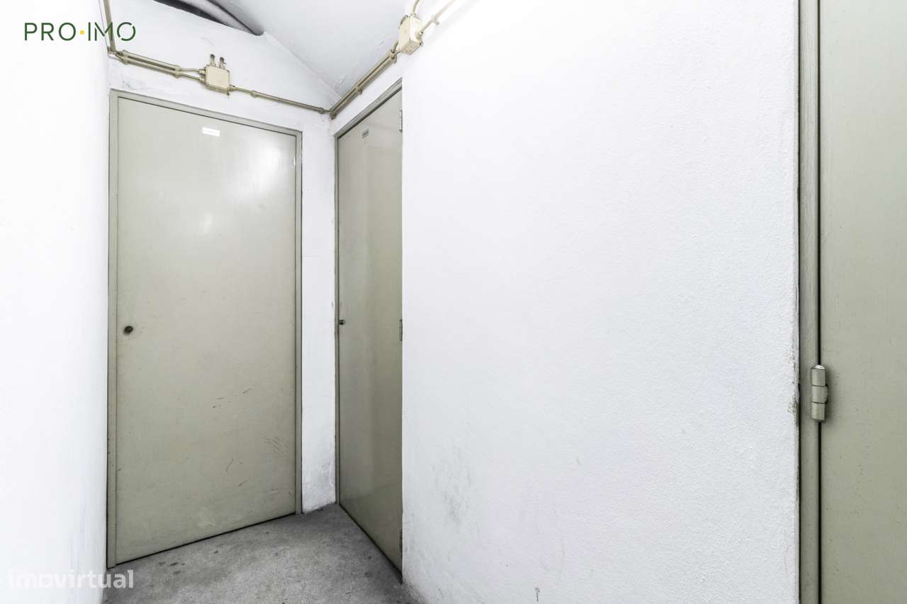 Apartamento T3 no Centro de São João da Madeira-40