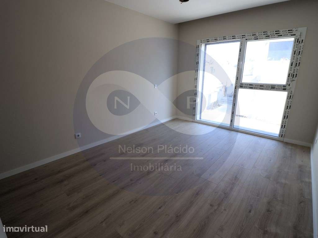 Moradia Independente T5, com piscina, em Ponte do Rol - Torres Vedr...-12